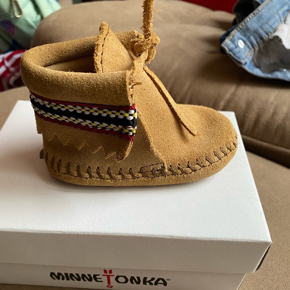 Moccasin bootie